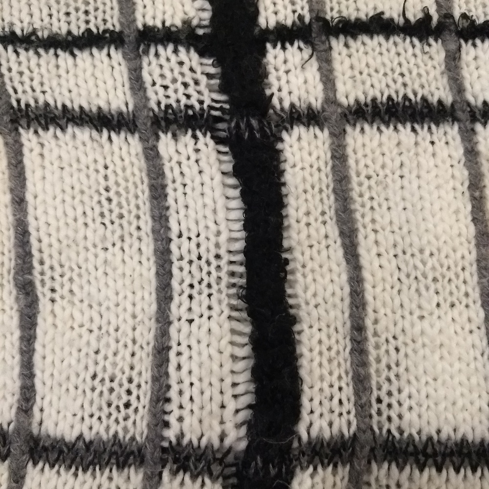 Bisou Bisou Fuzzy Plaid Sweater - Picture 3 of 3